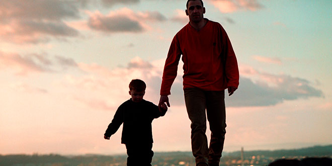 pai-e-filho-caminhadas