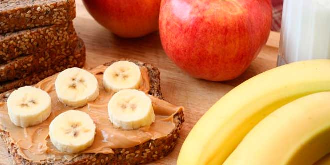 crema-cacahuete-tostadas