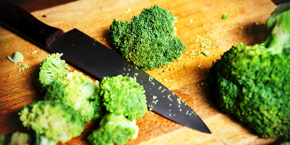 ¿Qué cantidad de proteínas vegetales te aporta el brócoli?