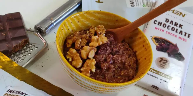 Gachas de Avena con Chocolate y Nueces Gachas de Avena con Chocolate y Nueces