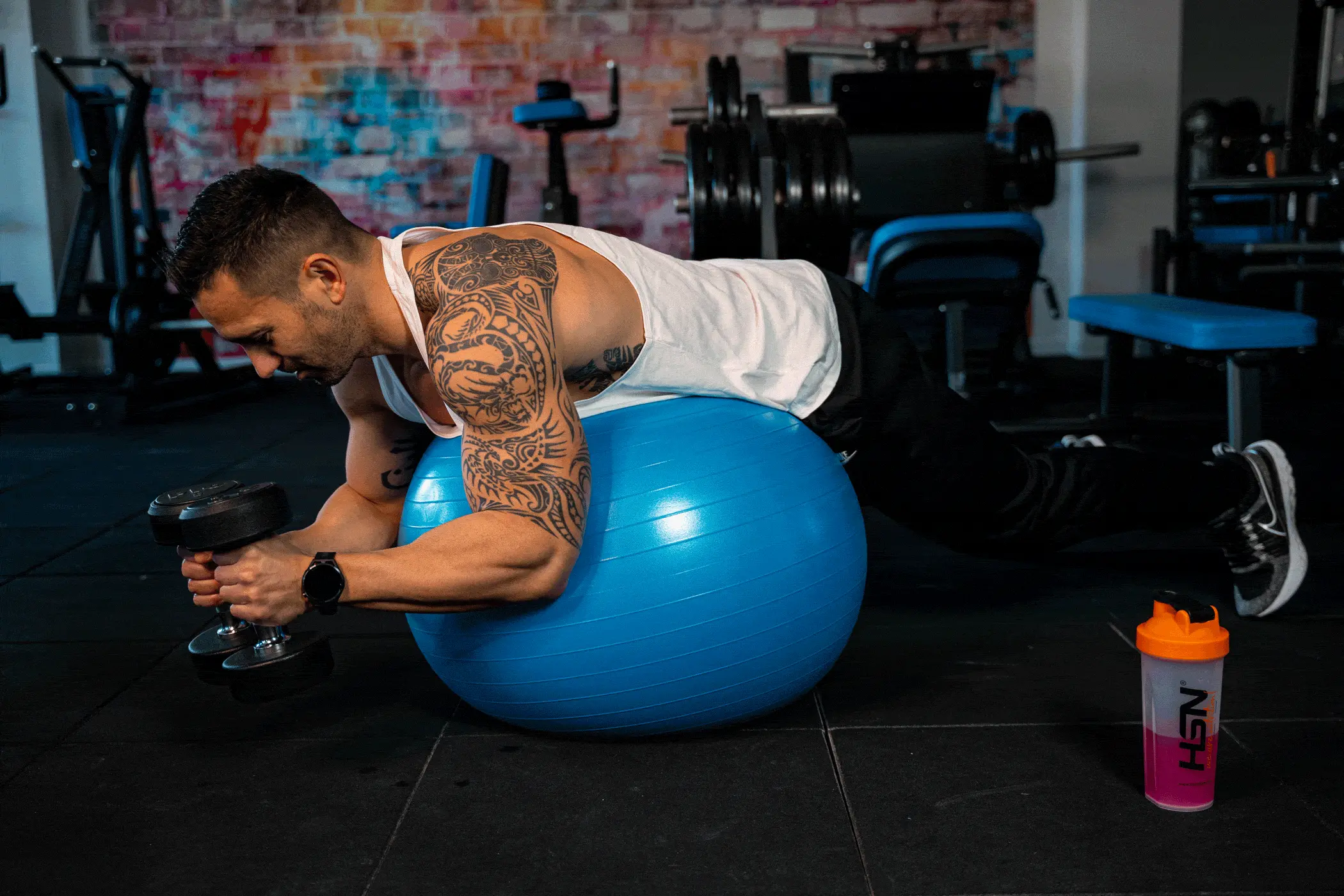 Ball Rear Deltoid Raise (Codos doblados) Ball Rear Deltoid Raise (Codos doblados)