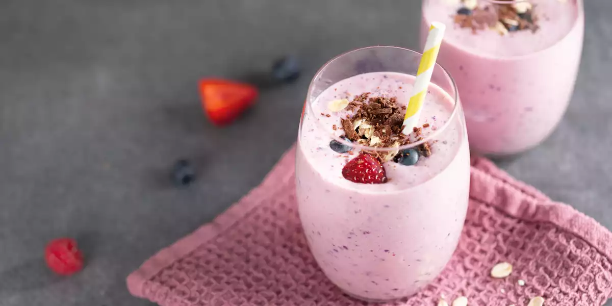 Batido de harina de avena con fresas
