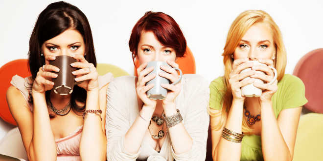 mujer maca morada beneficios