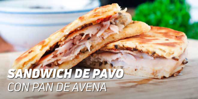 Sandwich de Pavo con Pan de Avena