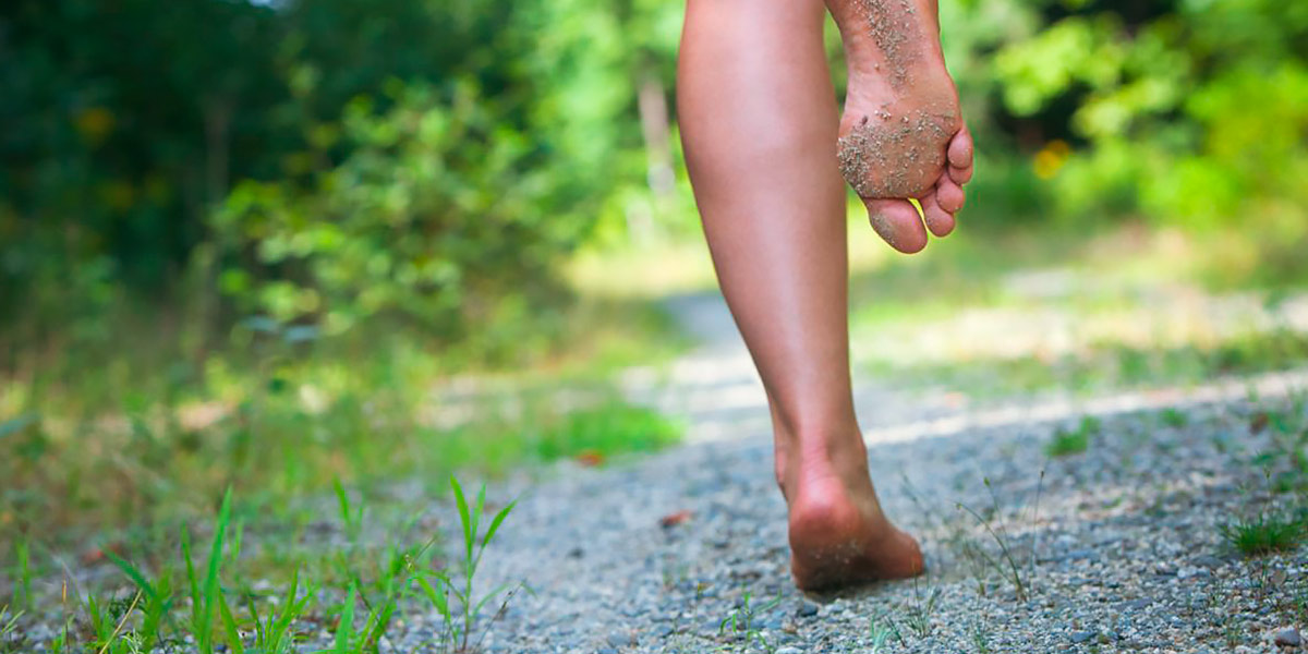 Correr descalzo