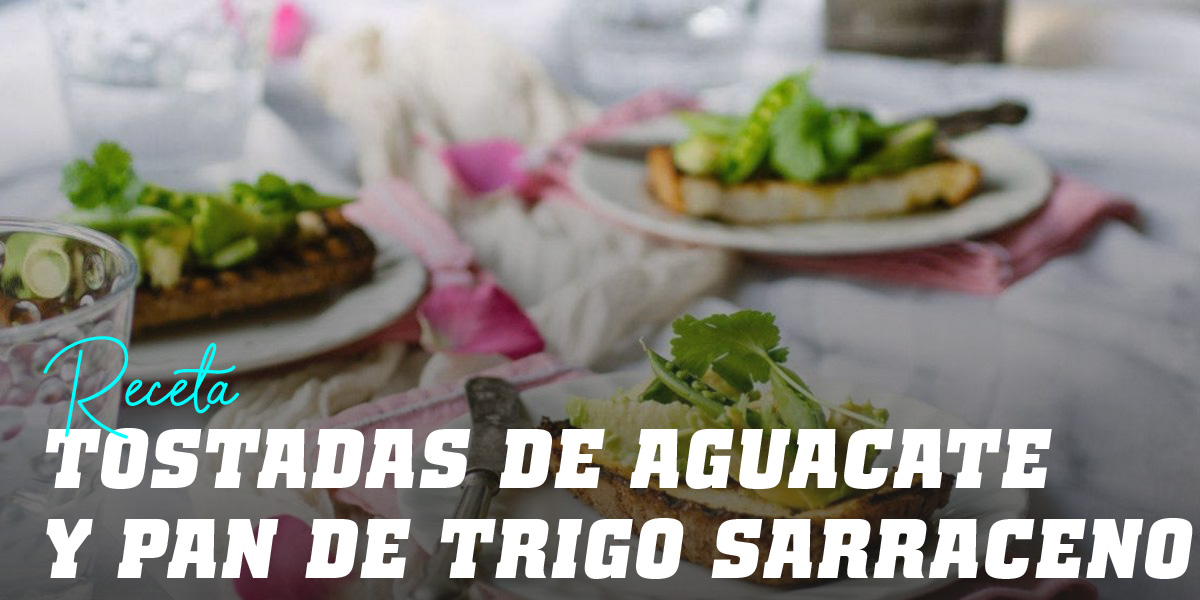Tostadas de Revuelto de Aguacate y Pan de Trigo Sarraceno