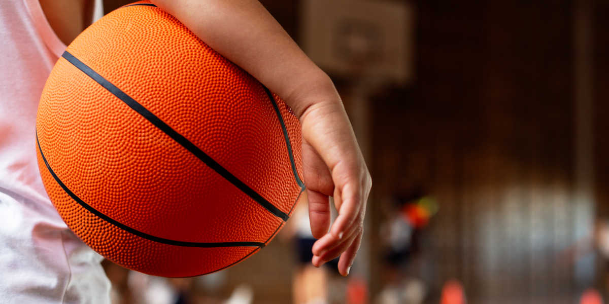 ¿Cómo debe nutrirse un jugador de baloncesto?