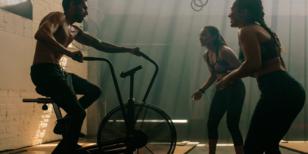 Entrenamiento en assault air bike
