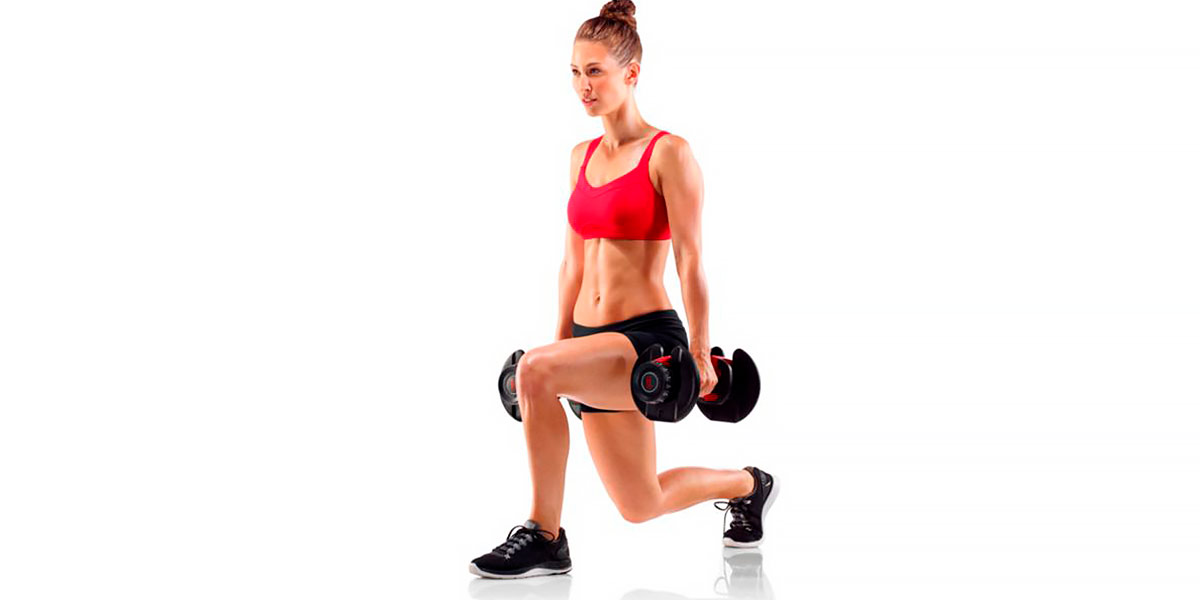 Passadas com halteres ajustáveis