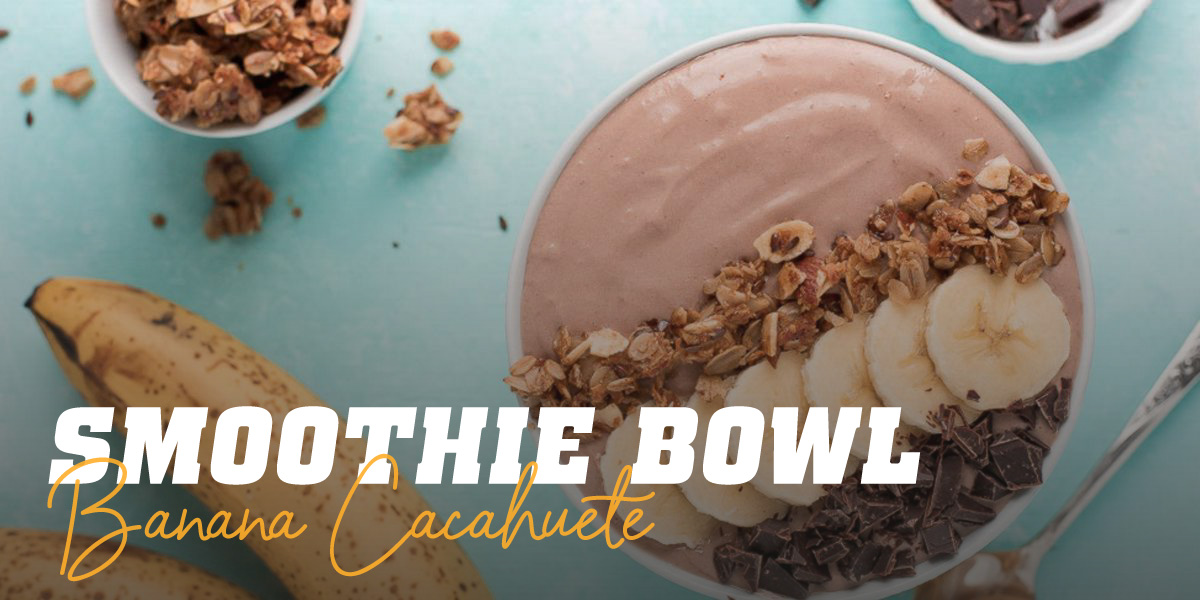 Smoothie Bowl con Plátano y Cacahuete