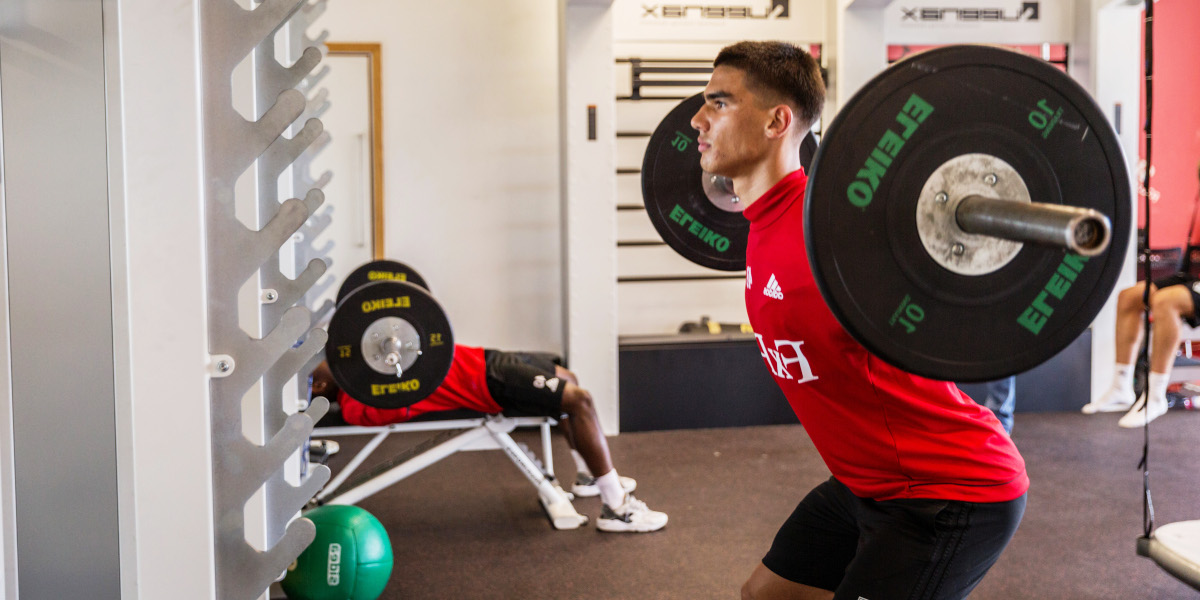 Beneficios volumen muscular en fútbol