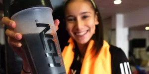 ¿Es mejor tomar Creatina o BCAA?