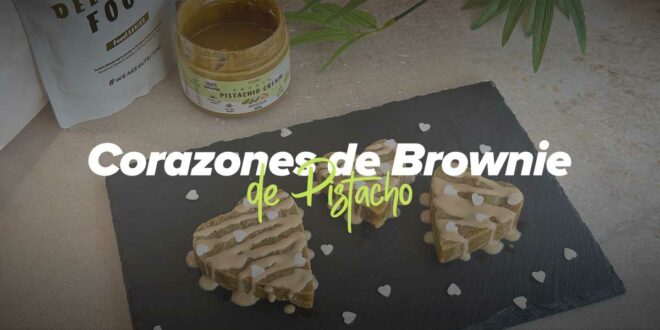 Brownie Fit con Crema de Pistacho Brownie Fit con Crema de Pistacho