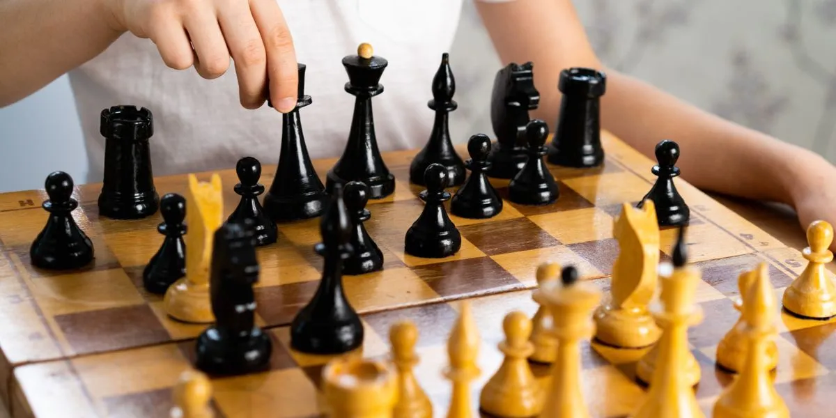 Jugar ajedrez para estimular la mente Jugar ajedrez para estimular la mente