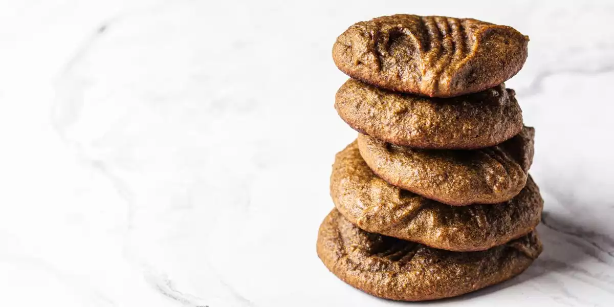 Galletas fitness de cacao y mantequilla de cacahuete