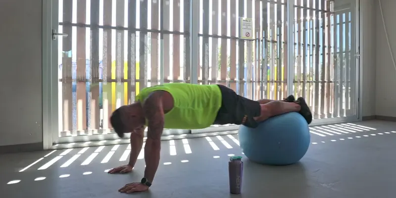 Pike up avec fitball