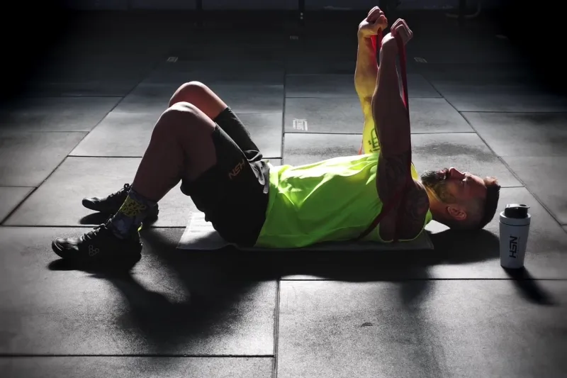 Press banca con banda