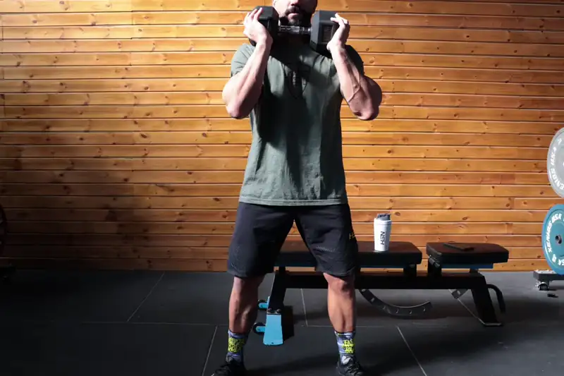 Sentadilla frontal con mancuerna