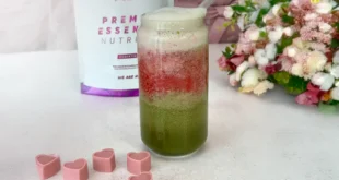 Matcha Latte con Frambuesa y Colágeno para San Valentín