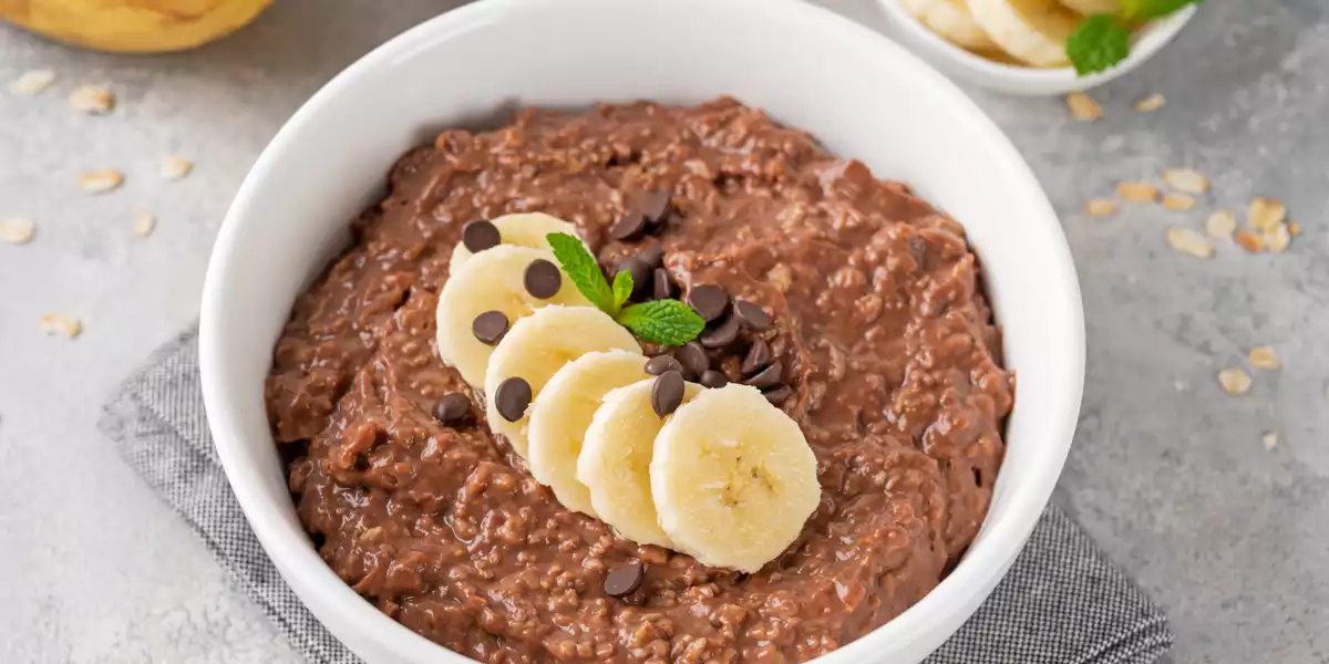 Porridge de avena estilo bombón de avellana