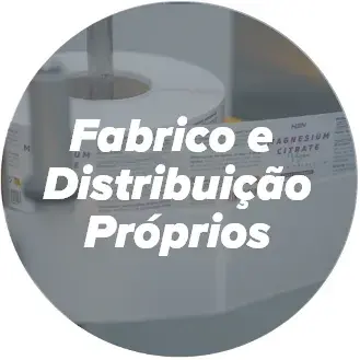 produção e distribuição próprias